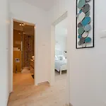 Apartment Seven Apartman