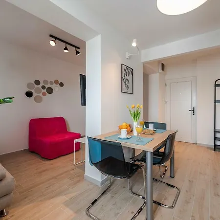 Апартаменти Seven Apartman *