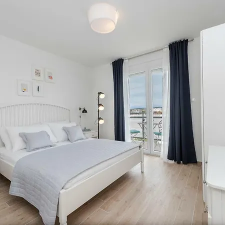 Апартаменти Seven Apartman *